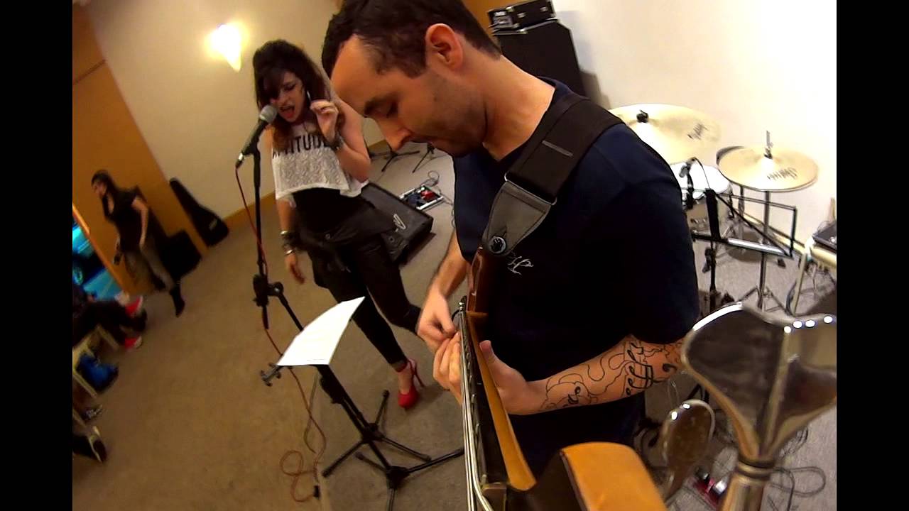 Vou me Lembrar - Banda Resgate (Baixo e Voz)