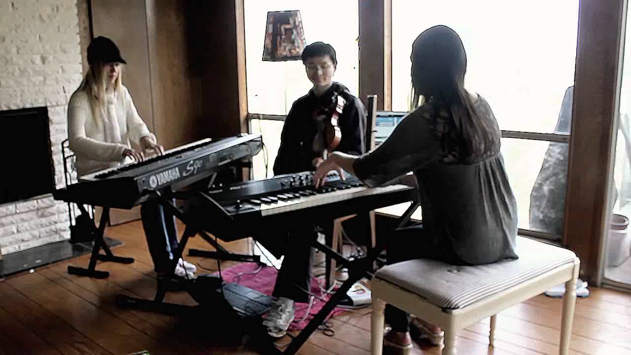 Super Mario Galaxy - Gusty Garden Galaxy feat. Lara & Amaterasu (Trio Cover)