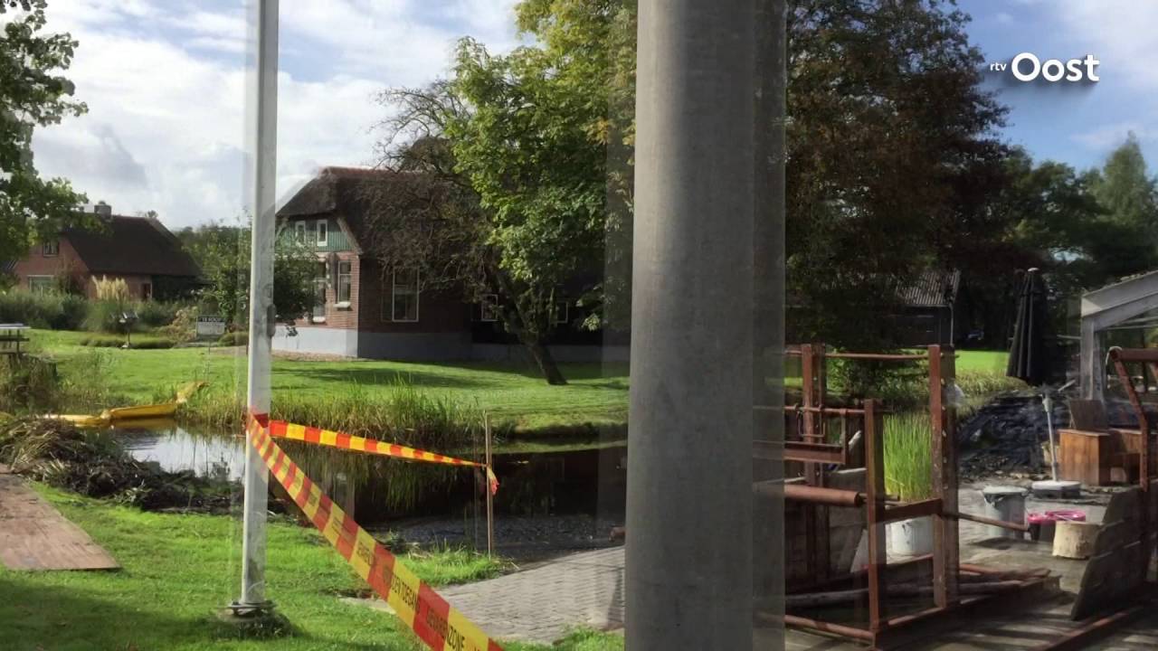 Historische botenloods op punterwerf Wildeboer verwoest na brand