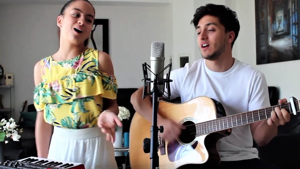 Shawn Mendes &  Camila Cabello - Señorita (Cover by Buri & Sister Sezin)