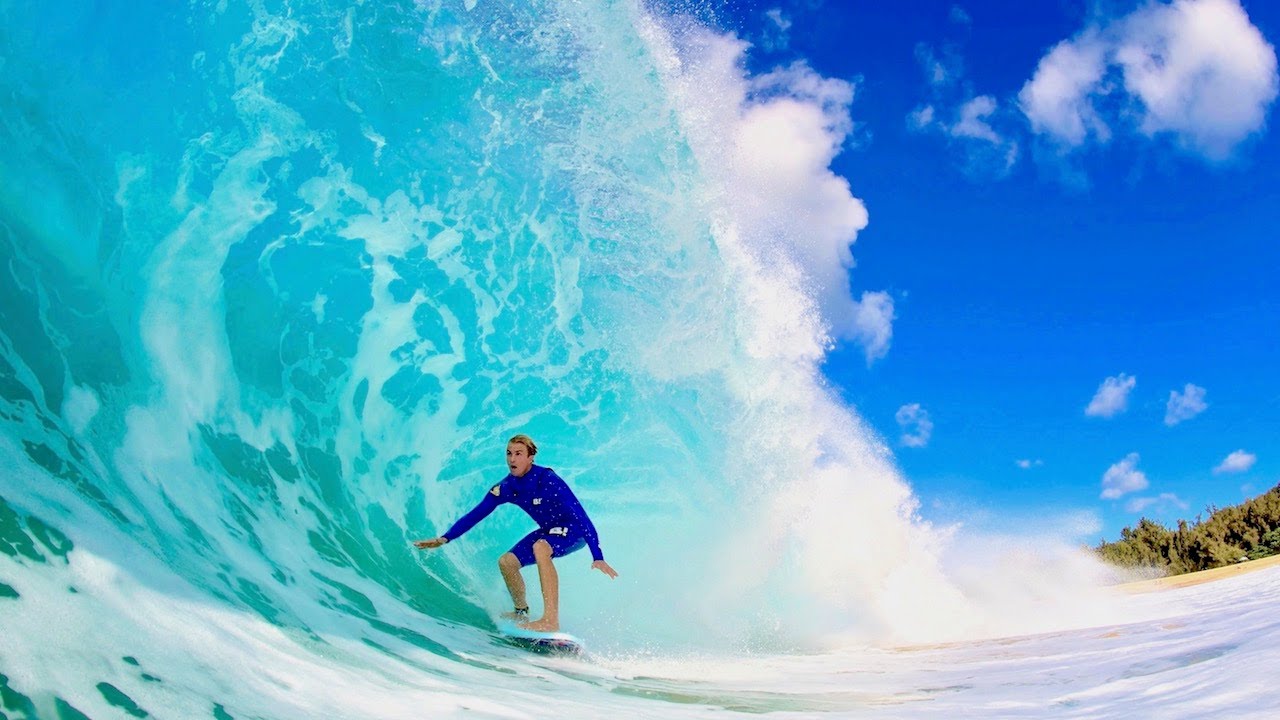 Crazy Wipeouts at KEIKI BEACH With ALEX HAYES | Jamie O Brien
