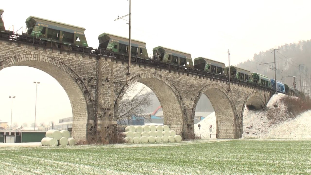 Ae 6/6 Frühling mit Schnee