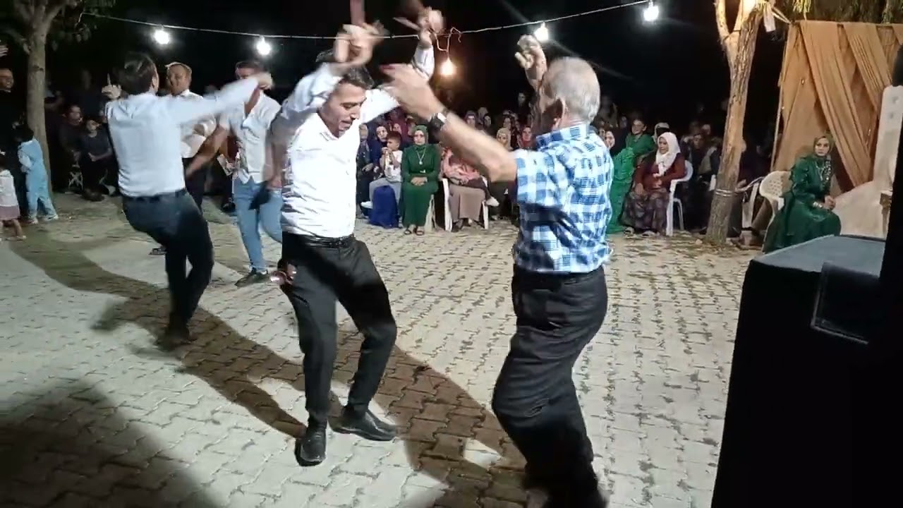katranli köyü Ferhat incenin düğün dedesi oynuyor hayırlı uğurlu olsun