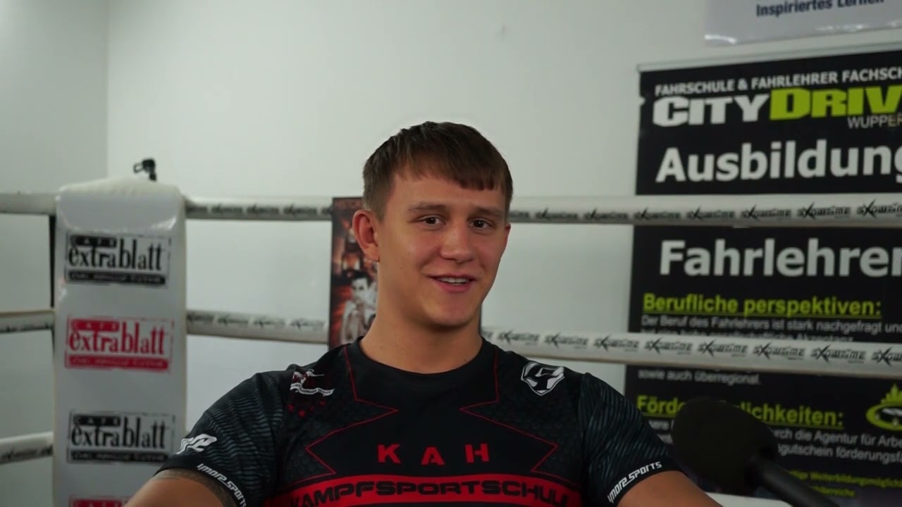 Kämpfer Interview mit Leon Pjatkow / Stadthallen Gala 03.09.2022