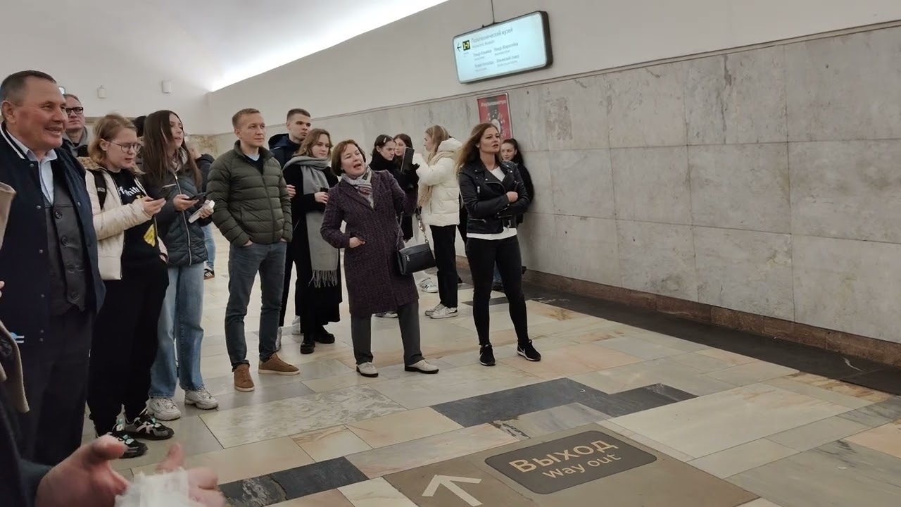 ДДТ - Что такое осень - песню спели группы Башмак Великана и KooRagA из Севастополя и Крыма в #metro