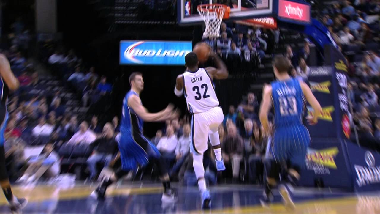 Jeff Green Posterizes Jason Smith!