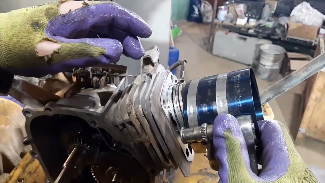 Как установить поршень двигателя 168F, 170F, 177F, 188F.