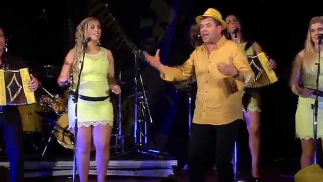 Augusto Canário & Amigos - Eu dou sempre quatro (Live) | Official Video