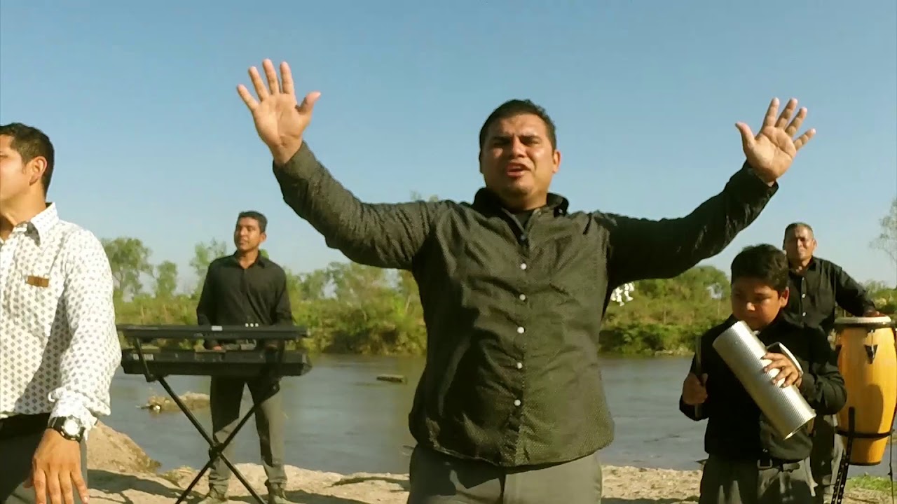 Mix, yo me gozo (Carlos Alberto feat Ministerio Bendición)