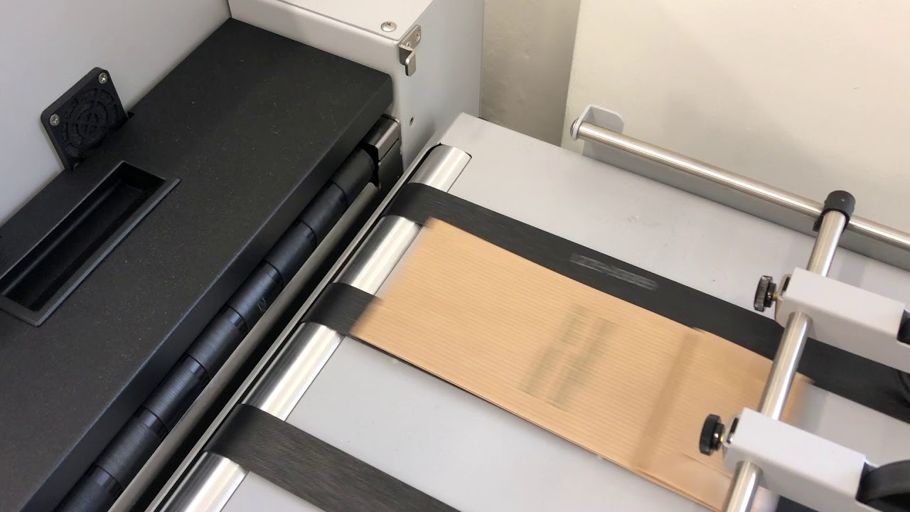 Astrojet S1 - kolorowa drukarka ink-jet do kopert bąbelkowych i małoformatowych opakowań.