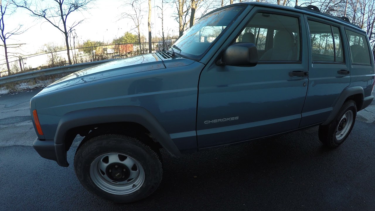 Hard to find 1999 Jeep Cherokee XJ SE 4WD 5 Speed Manual