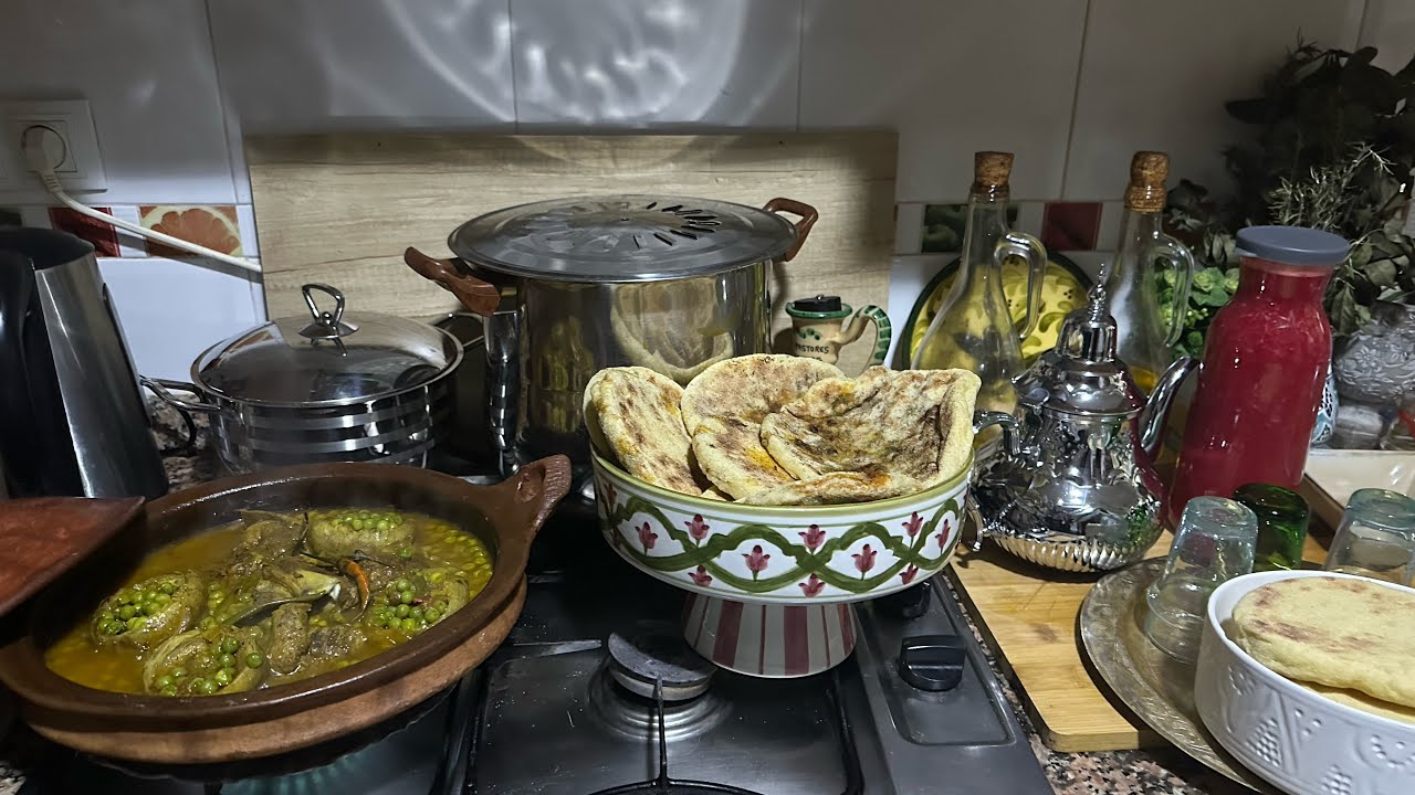فطور بسيط جدا من الثرات المغربي العريق ومرحبا بالجميع #الطبخ_المغربي #عشاءلذيذ 🇲🇦🇲🇦🇲🇦🇲🇦🇲🇦🇲🇦🇲🇦🇲🇦🇲🇦🇲🇦