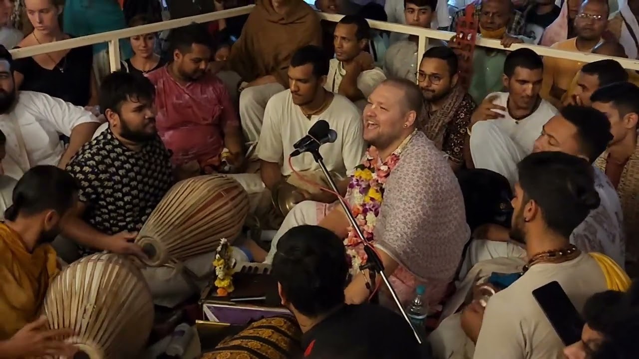 Amala Harinam Pr in Vrindavan Oct 24' 22