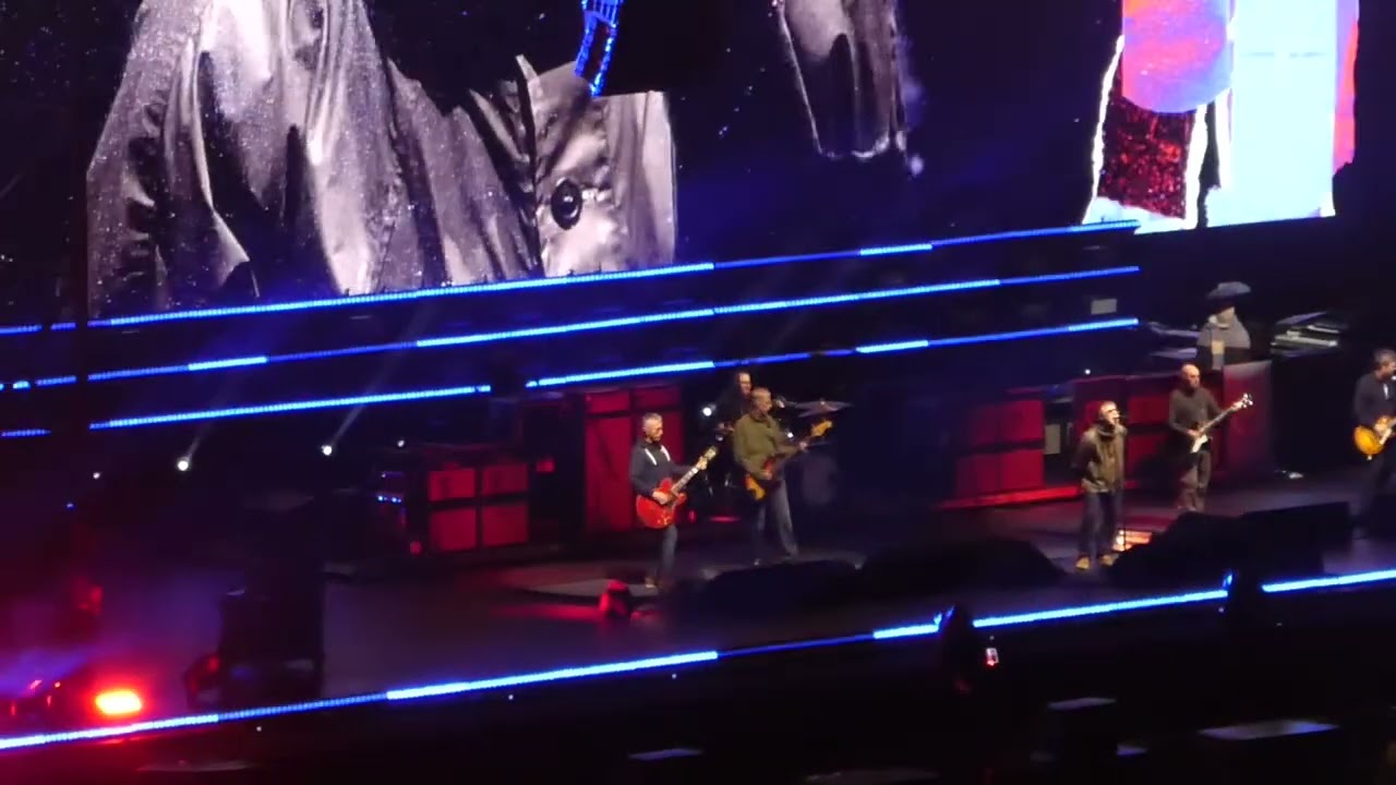 Oasis - Cigarettes & Alcohol @ Mexico City, night 2, 2025