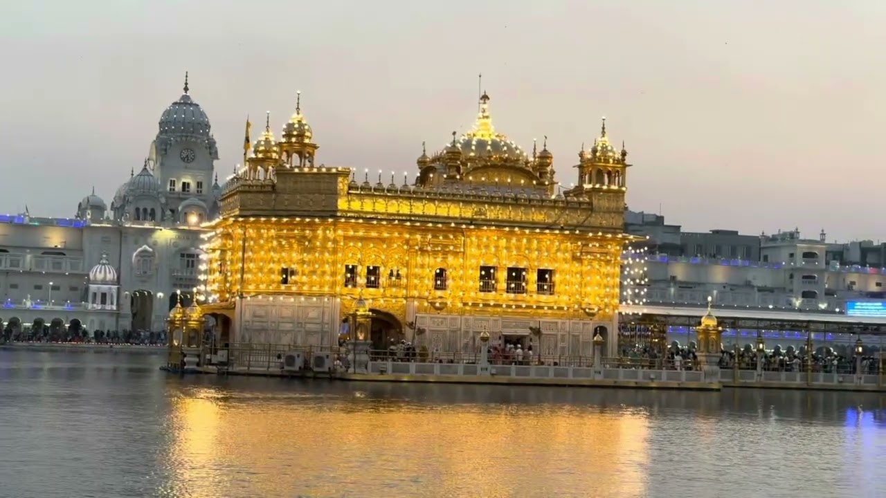 Atishbaji at Sach khand Sri HariMandir Sahib Sri Amritsar  on Gurpurab Sri Guru Nanak Dev Ji 
