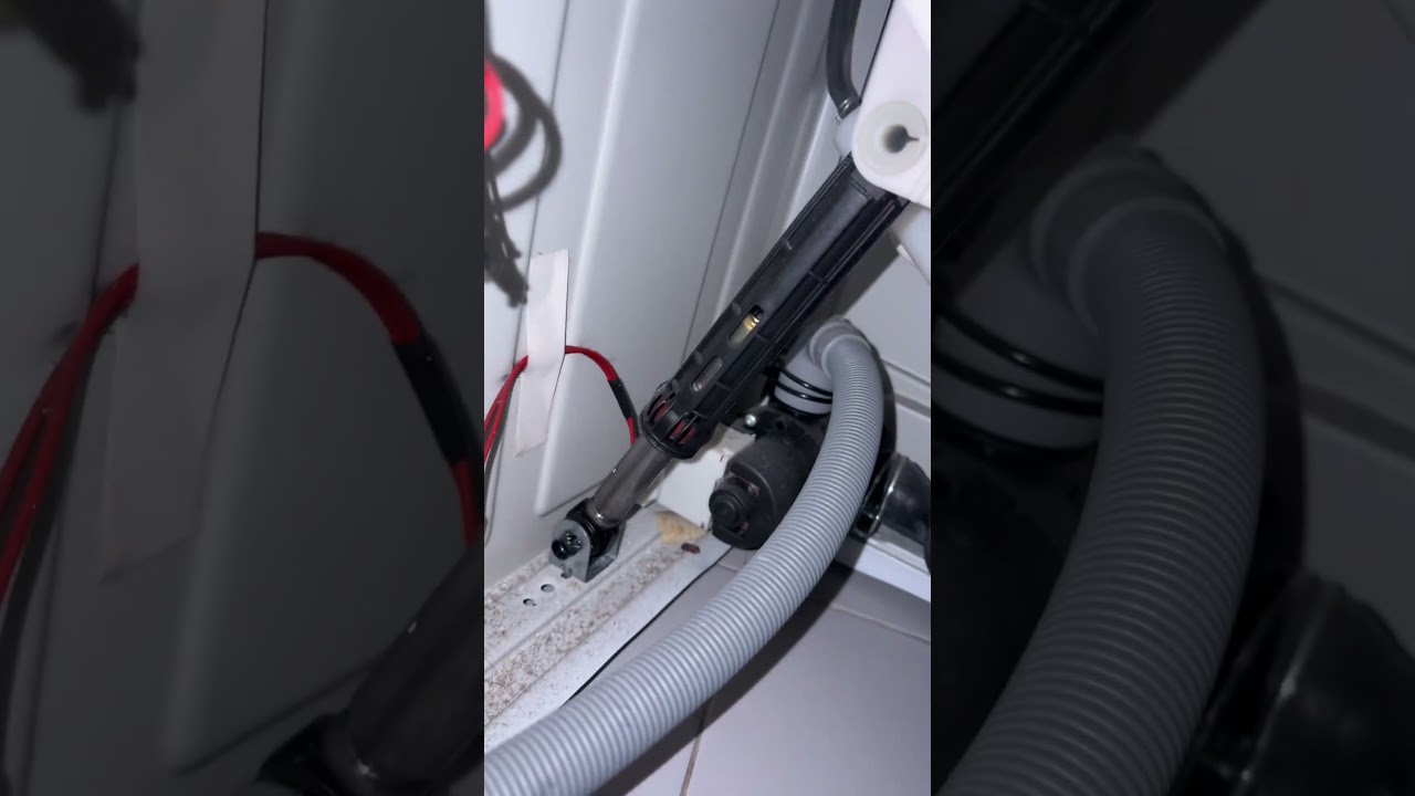Lavatrice che balla? Va in giro per casa? Molle sbilanciata ammortizzatori? Tutorial