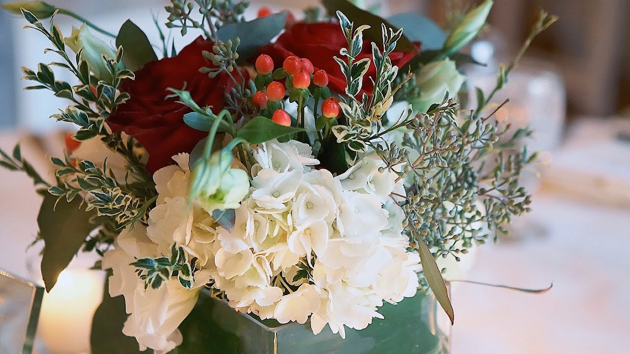 8 Winter Wedding Flower Tips | Wedding Flowers