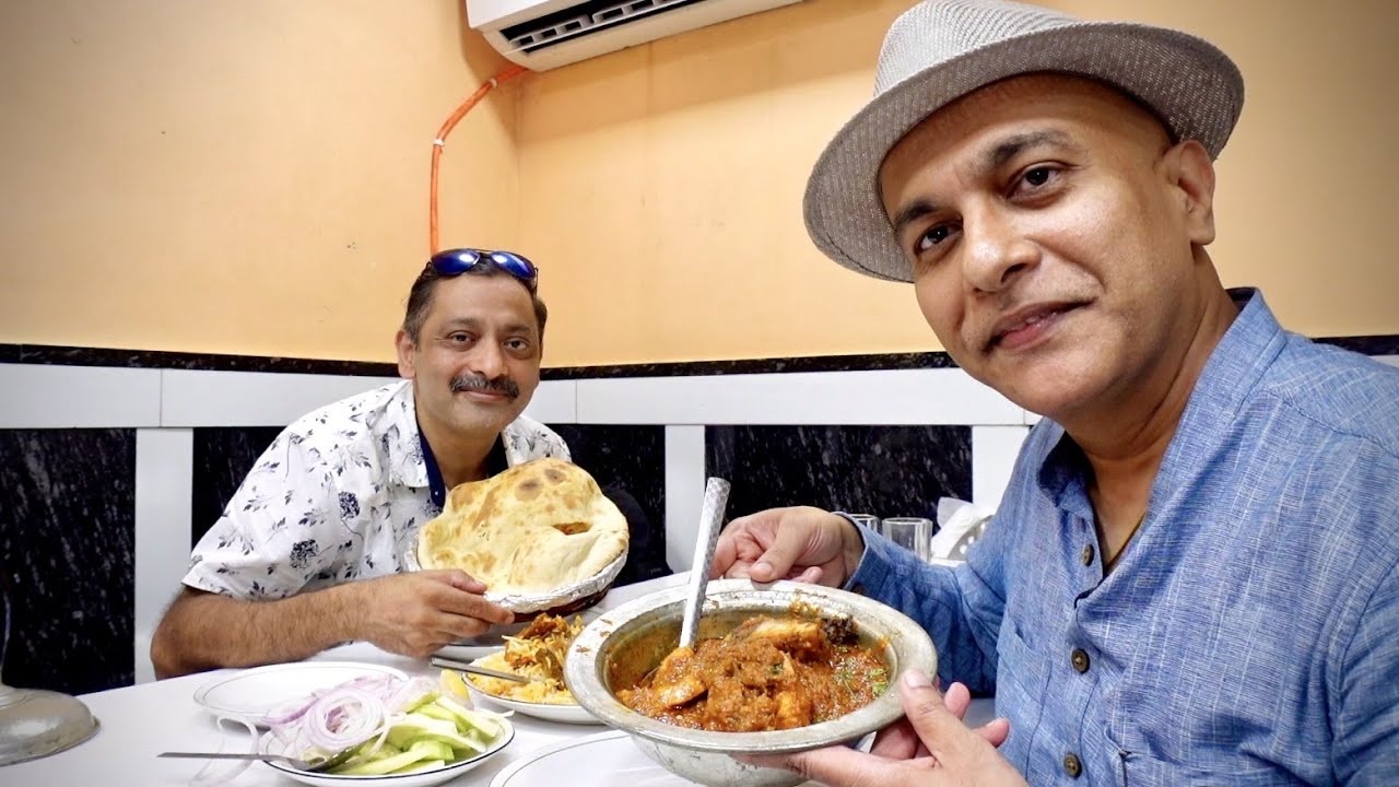 Tasting Changezi Chicken, Biryani & Kebab At AL JAWAHAR, Shahi Sheermal | Old Delhi Food Tour Ep 7