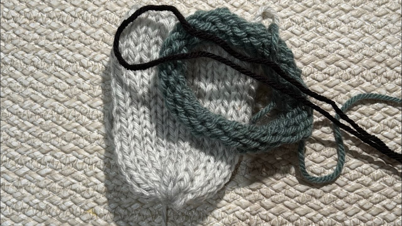 Easy Way To Remove Waste Yarn From The Beginning Of Your Project ~ Addi, Sentro, Circular Knitting