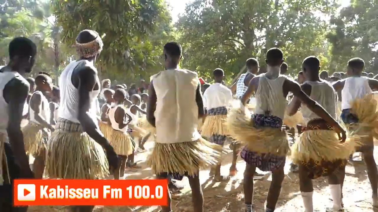 Vivre les moments les plus mémorables de la danse du kabomen à Carounate