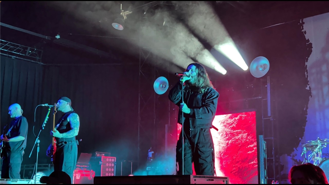 Fit For A King - Between Us (Live) @ Denver, 11/9/2025