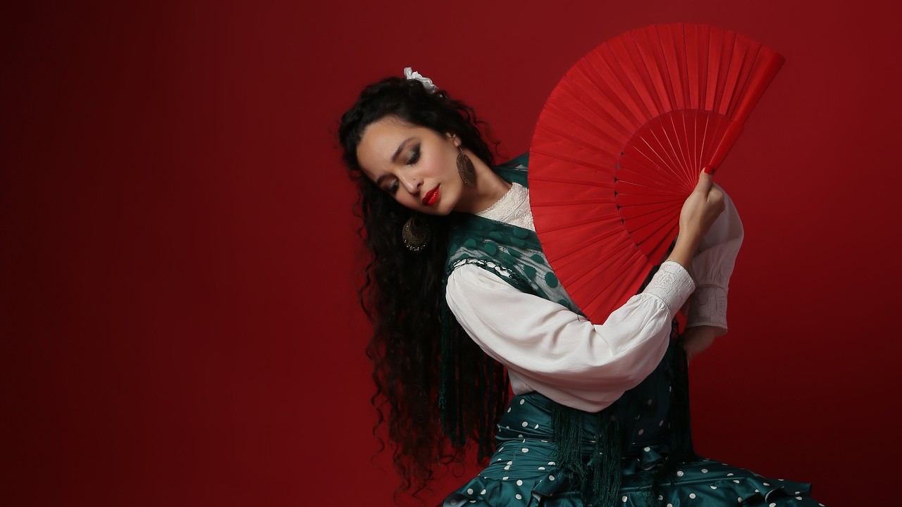 Stunning Flamenco Dancer London