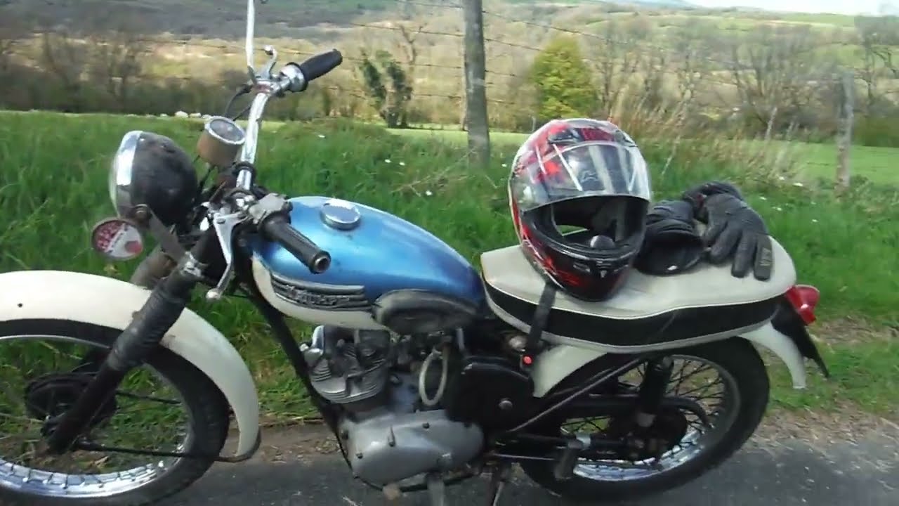 Triumph Tiger Cub Sports a ride cut short by sheep, a look at the view, a stoppage and a dash home.
