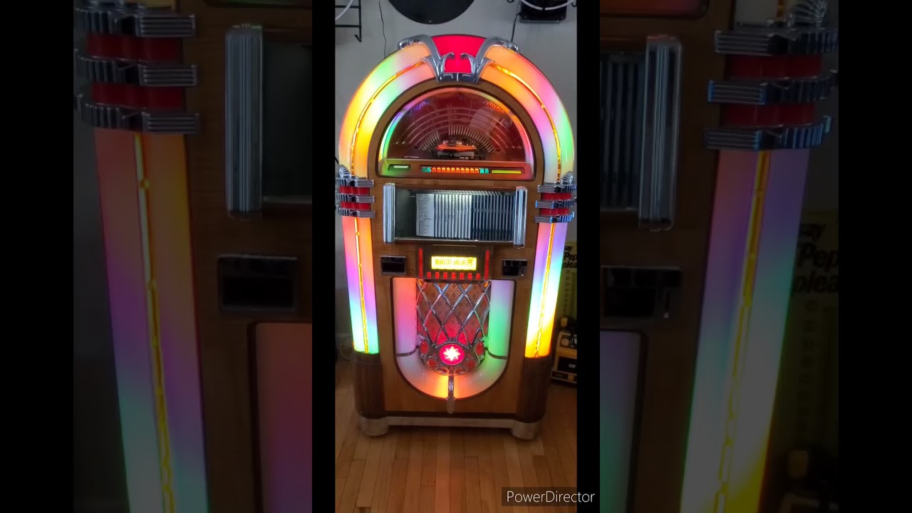 Rock-Ola Nostalgic CD-8 Bubbler Jukebox (juke box) for sale