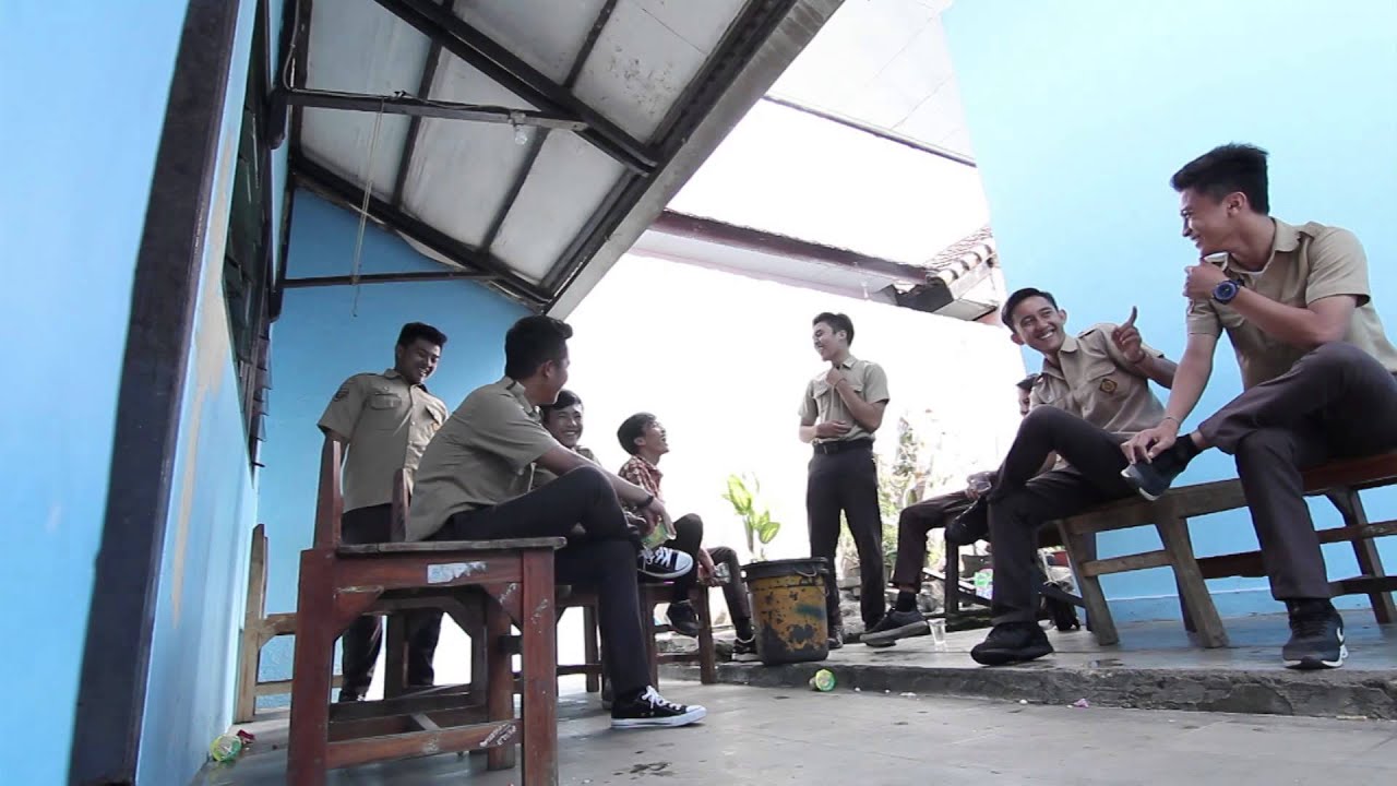 SMA Negeri 10 Bandar Lampung 2014-2015