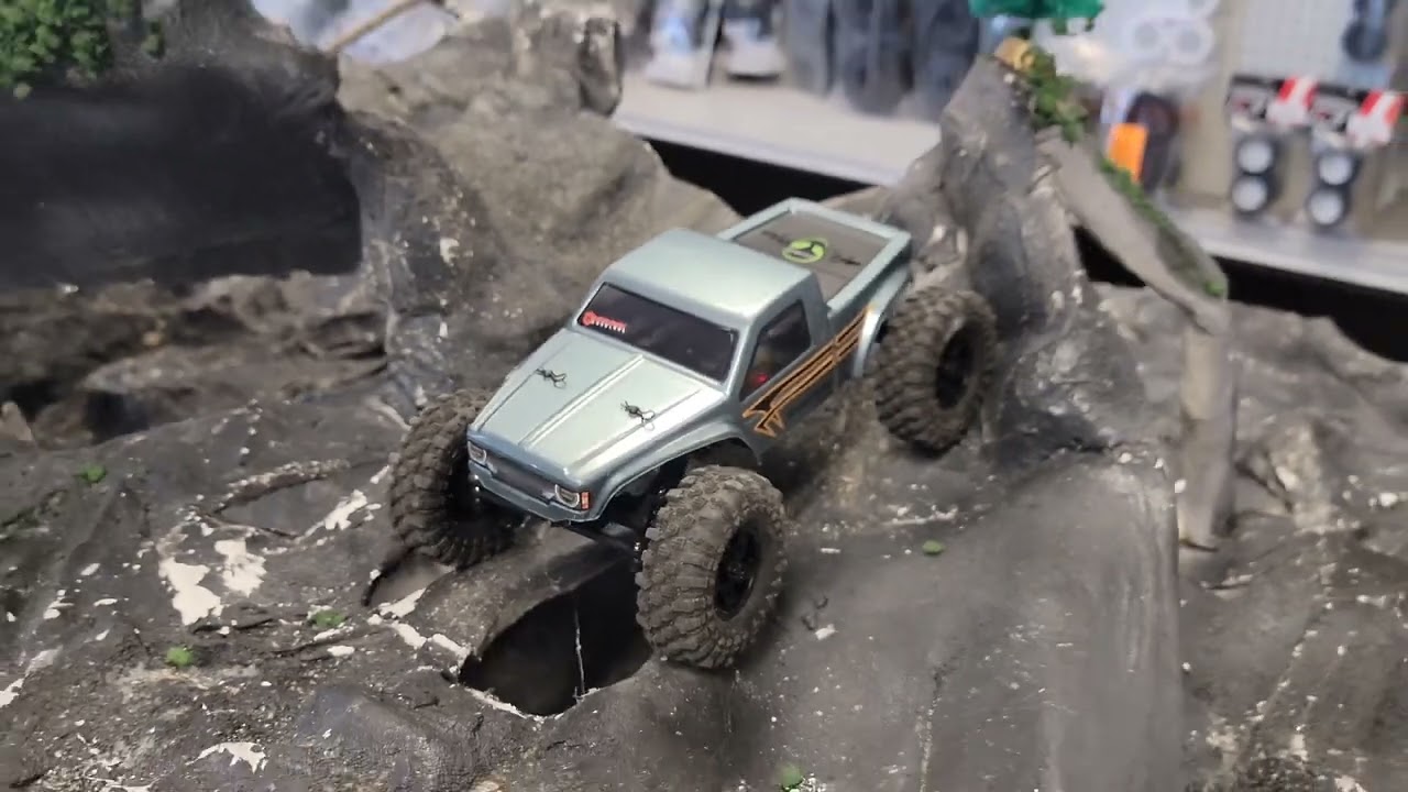 At R&H Hobbies w/ CR18P Evo Pro Furitek Venom and Lizard pro 1st run completely stock.