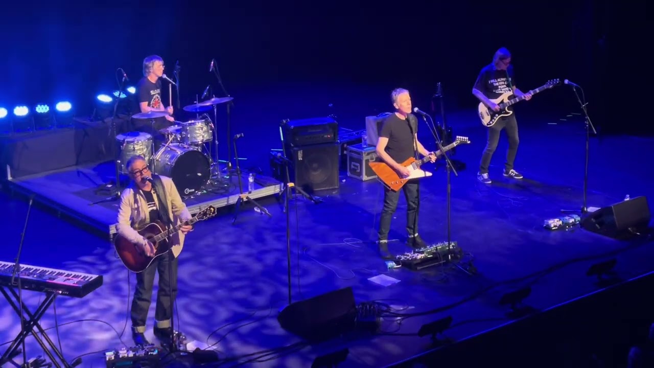 The Trans-Canada Highwaymen - Brian Wilson (Live at the Burlington PAC)