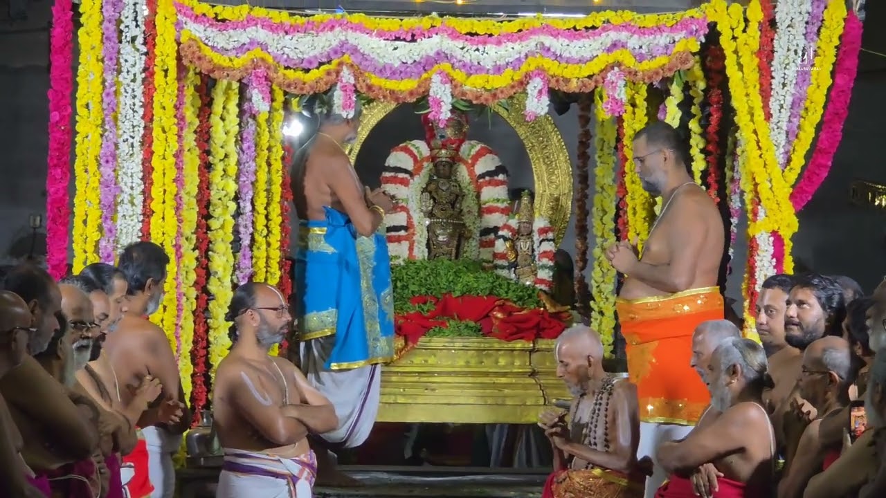 Sri Nammazwar Thiruvadi Thozal - Sri Devarajaswamy Thirukoyil, Kanchipuram
