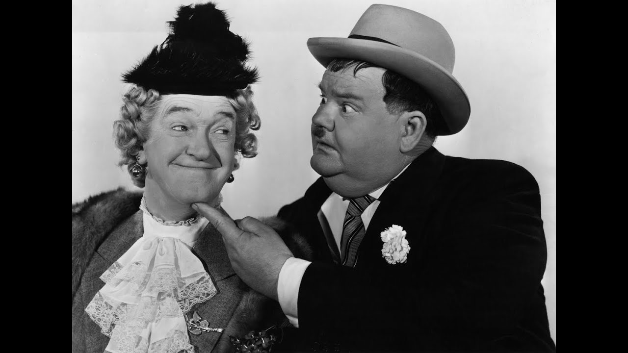 Laurel & Hardy - Jitterbugs (HD) 1943