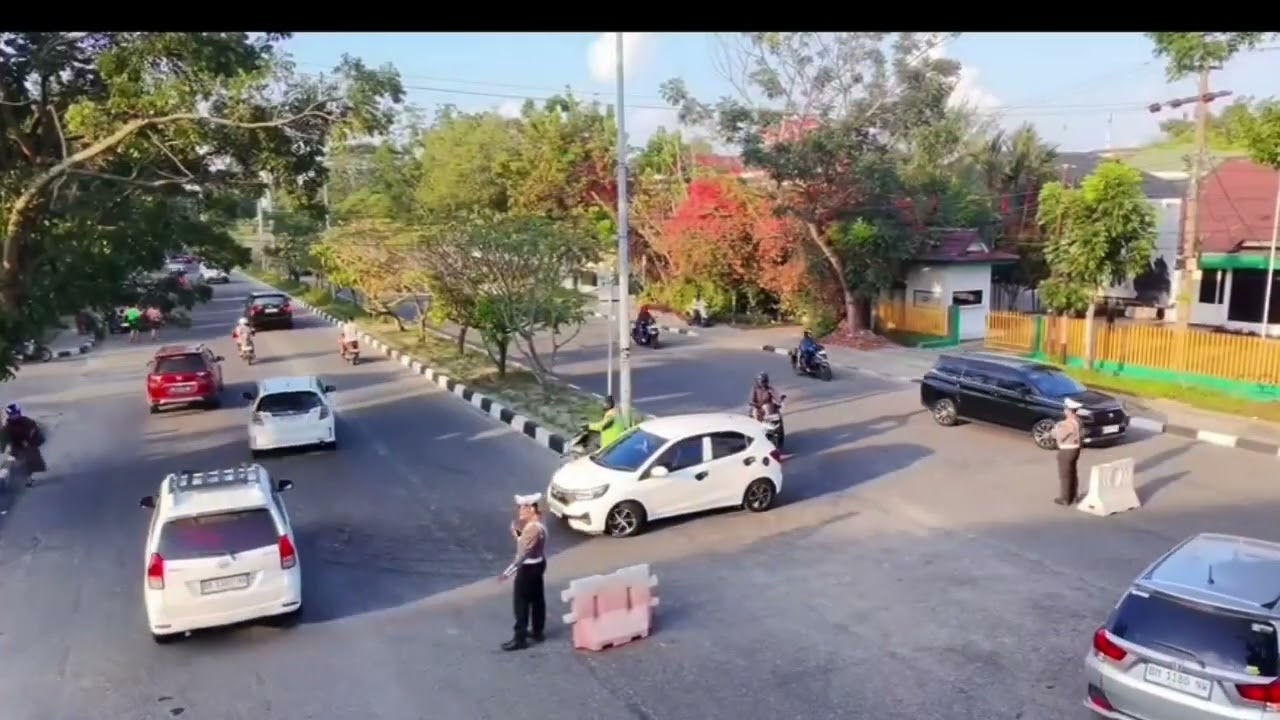 Monitoring Aktivitas Lalu Lintas dan Strong Point Sore Ditlantas Polda Riau