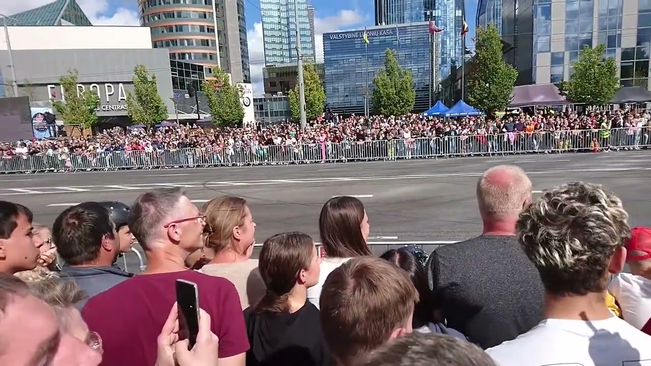 Aras Gibieža - naujas Gineso rekordas 2022 Vilnius a NEW guinness record was made Lithuanian driver