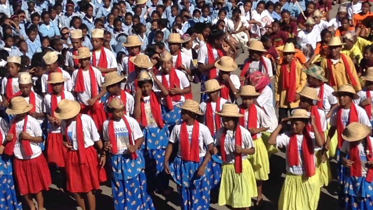 Inauguration à AKAMASOA (2)