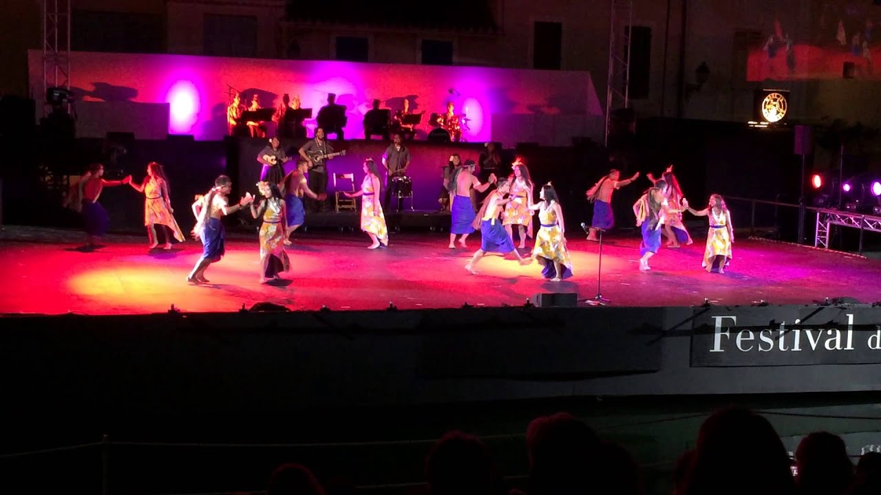 Inetnon Gefpå'go - Chamorrita Girl & Håfa Adai (France)
