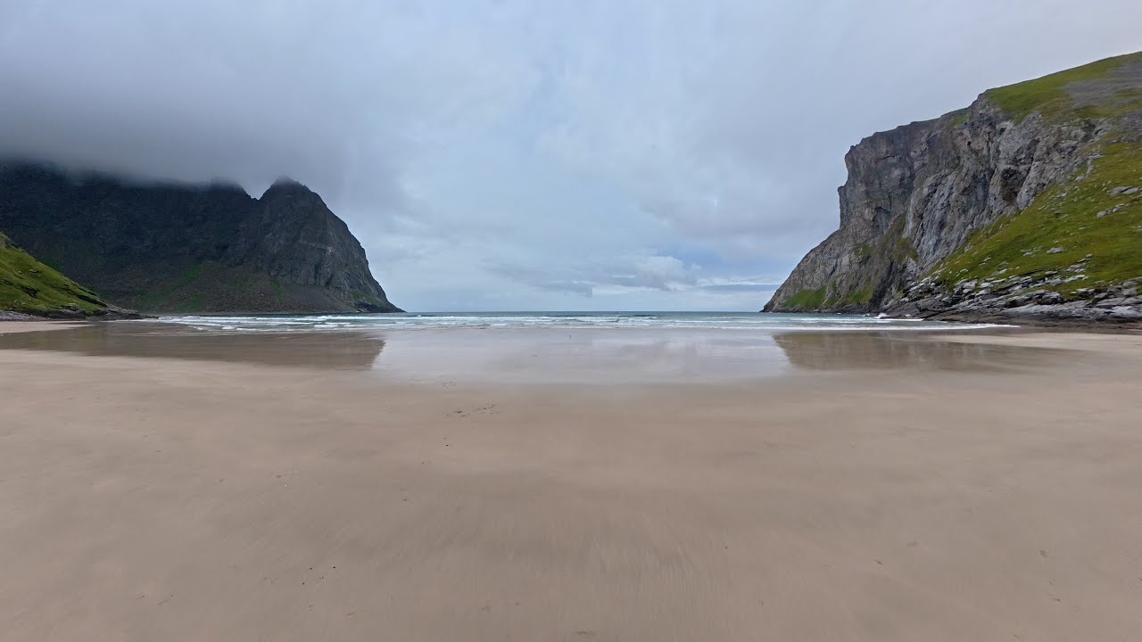 27. Powiew wolności. Norwegia 21. Kvalvika Beach.