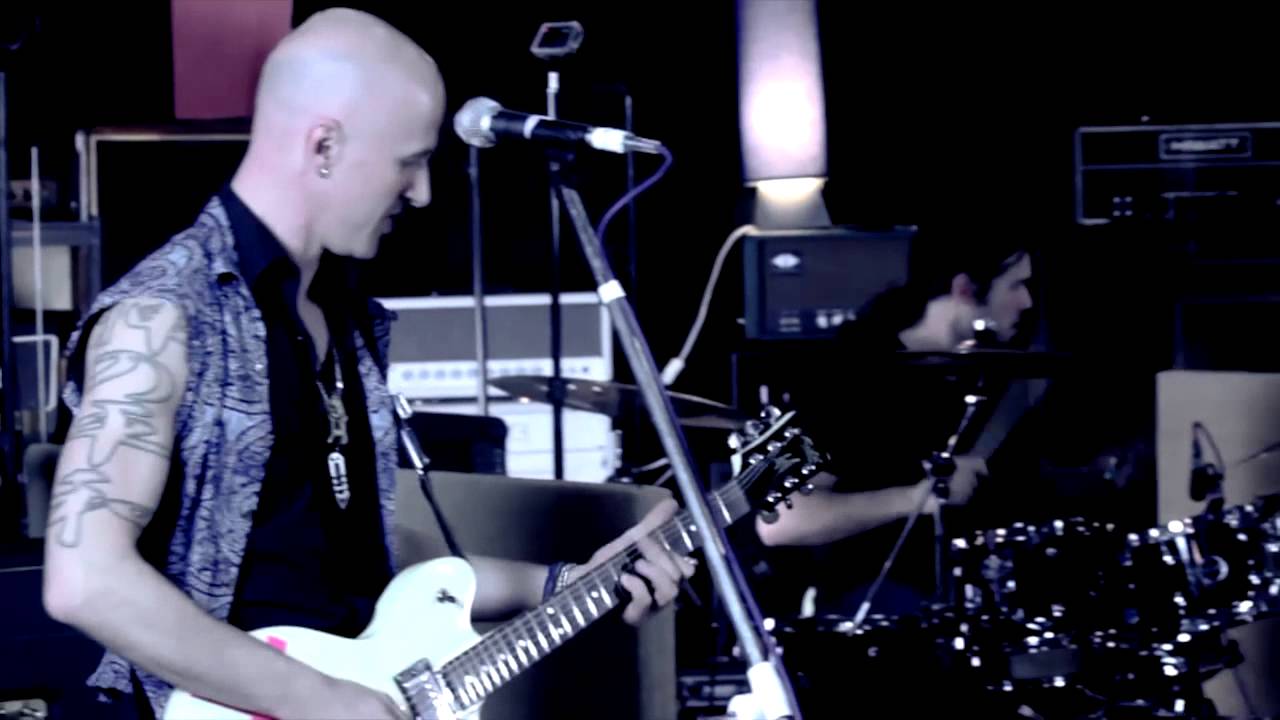Guitar Gods LIVE @ Pony Music - Racer Axe - 