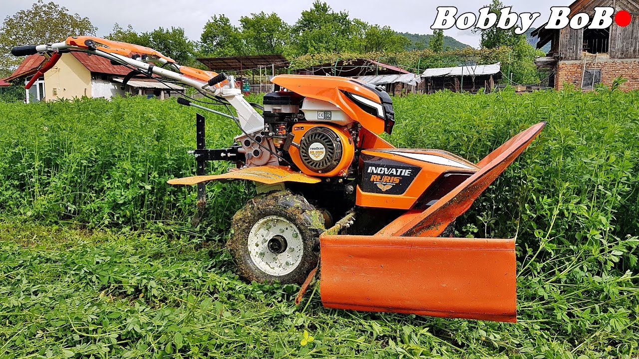 La cosit lucerna cu RURIS 7800 CRT - Mower at alfalfa/lucerne