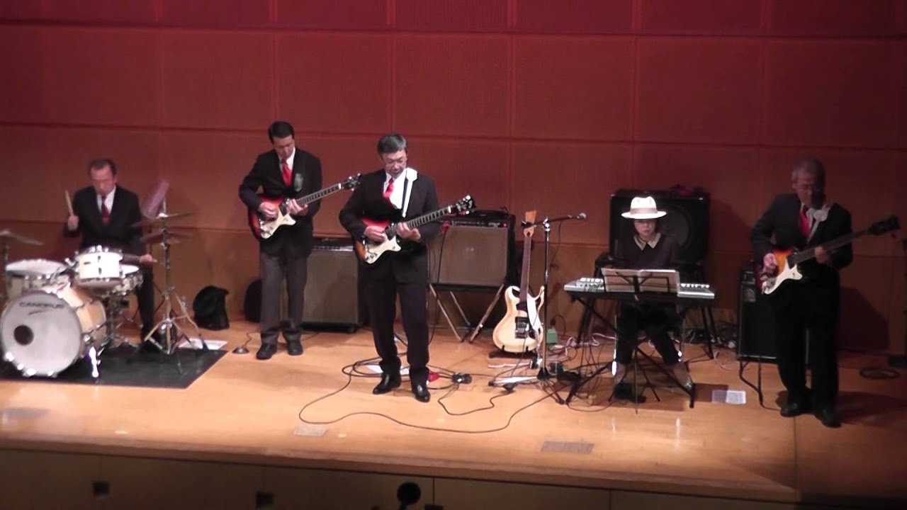 THE COOL BEATS「エレキおやじ達のベンチャーズバンドLIVE !」府中2015.05.04