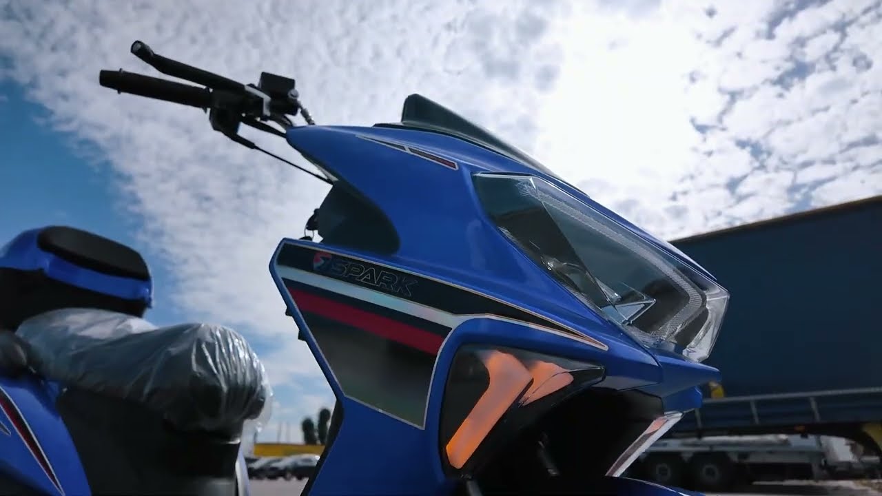СУПЕР варіант Моторолер Spark SP150S 18