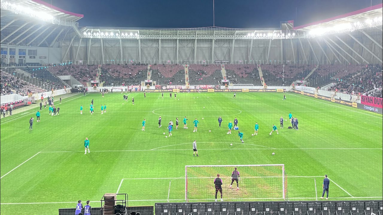 Eski Milli Kaleci Sinan Bolat’ın Çorum FK maçı ısınması
