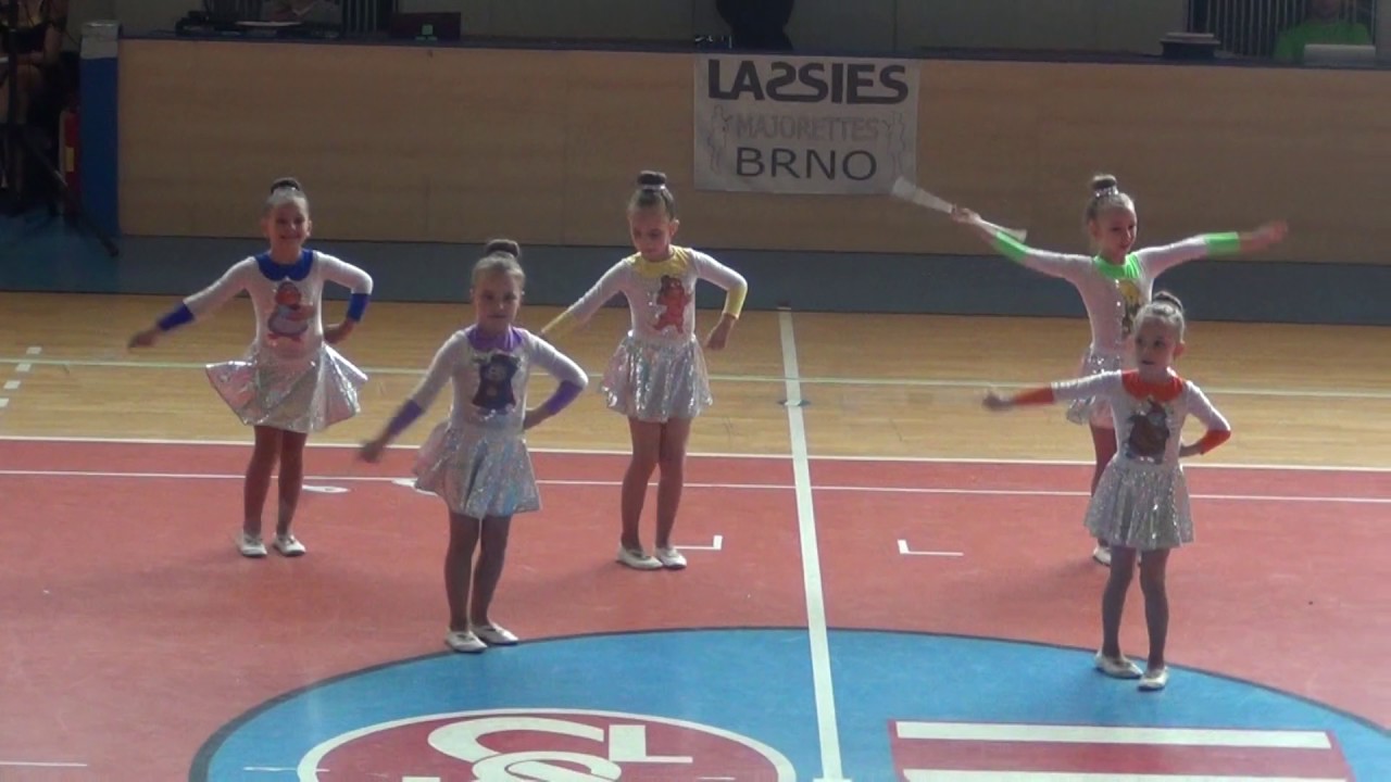 Miniformácia DETI baton - Mažoretky SPIRIT Senica
