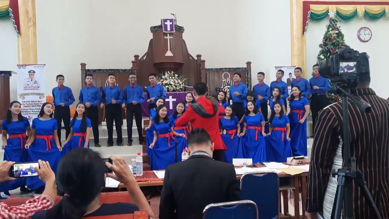 Ding dong merrily in high SMA HKBP 1 Tarutung