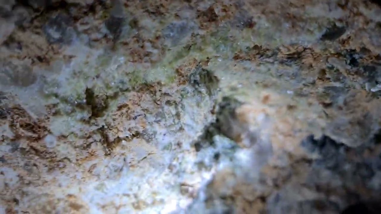 Seguindo o Caulim o Litico &eacute; o barro amarelo