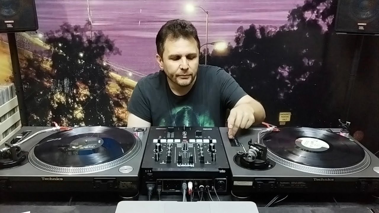 Aprende A Mezclar Con Discos De Vinyl