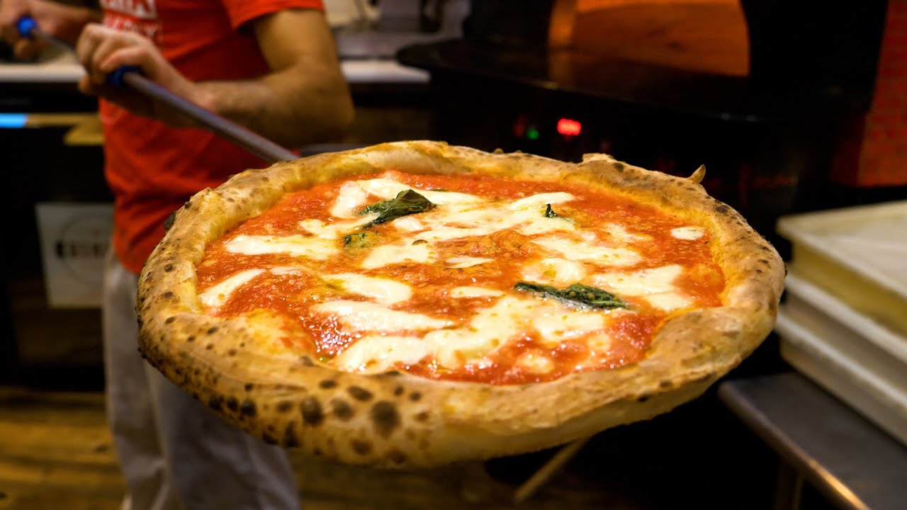 History & Pizza Walking Tour in Boston's North End