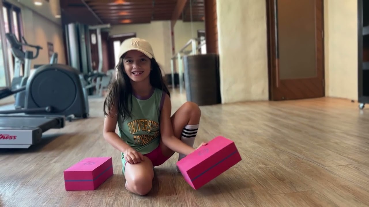 Gymnastics for Kids | Fun & Easy Beginner Moves with Oramae 🤸‍♀️เรียนยิมนาสติกง่ายๆ กับพี่อรเม