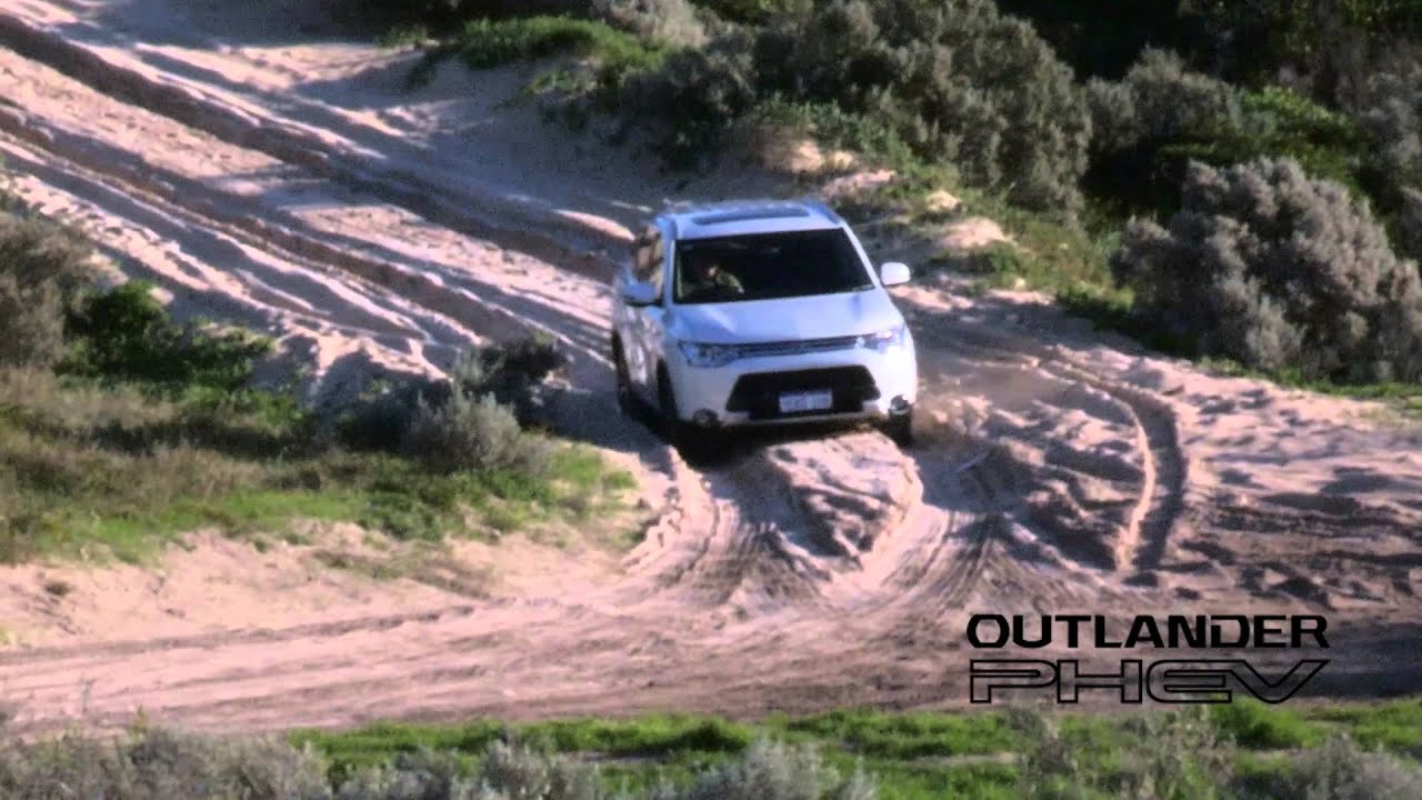 Outlander Hybrid - Track Test